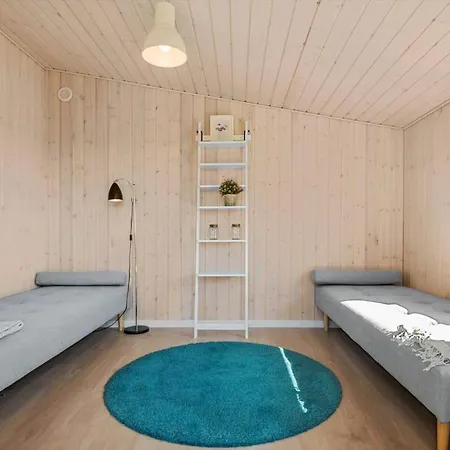 30459-odder-solskraenten-2 Holiday home *